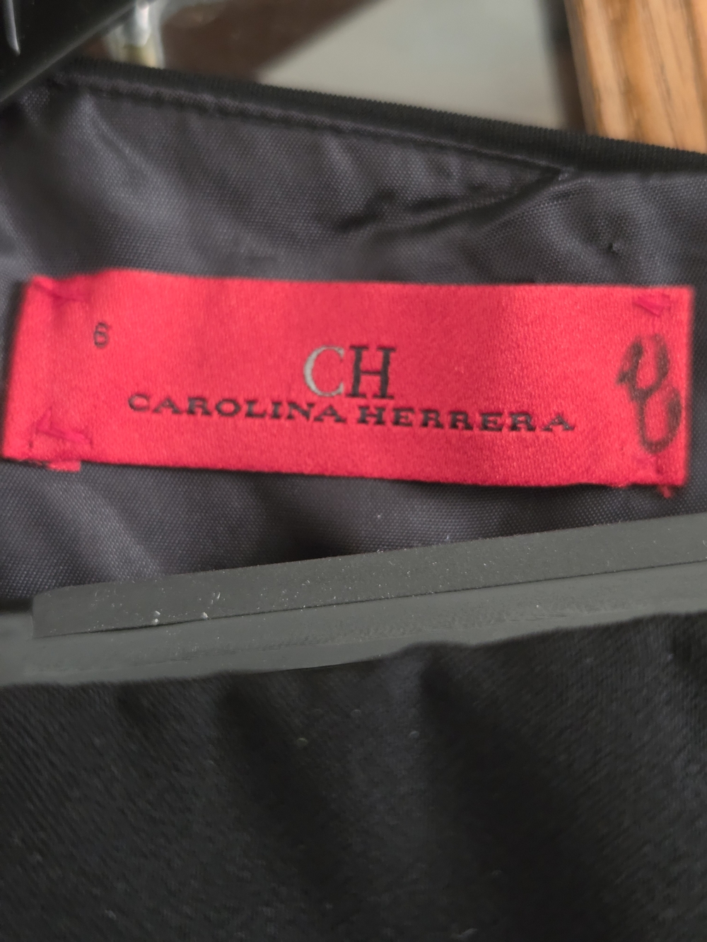 Carolina Herrera Black Dress - Picture 5 of 11